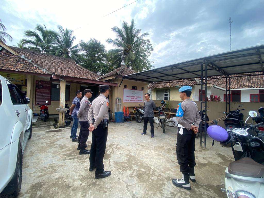Anggota Polsek Petir Polres Serang Laksanakan Apel Pagi