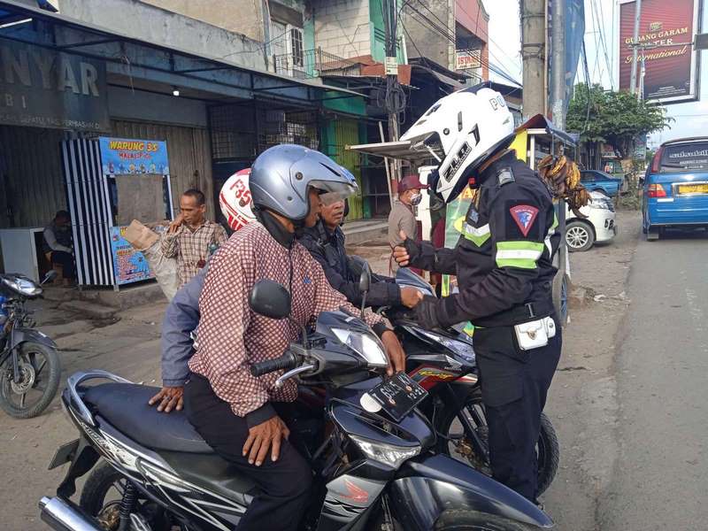 Jelang Idul Fitri 1444 H, Polres Karawang Cipta Kondisikan Kamseltibcarlantas