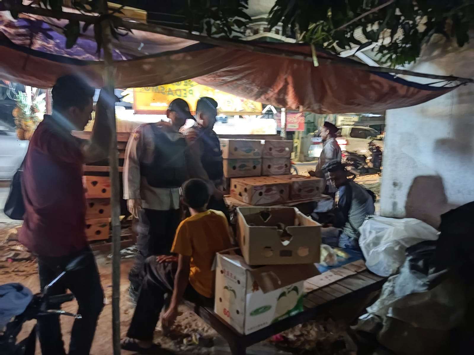 Anggota Piket Polsek Pontang Malam hari Laksanakan KRYD(Kegiatan Rutin Yang Ditingkatkan) diwilkum Pontang