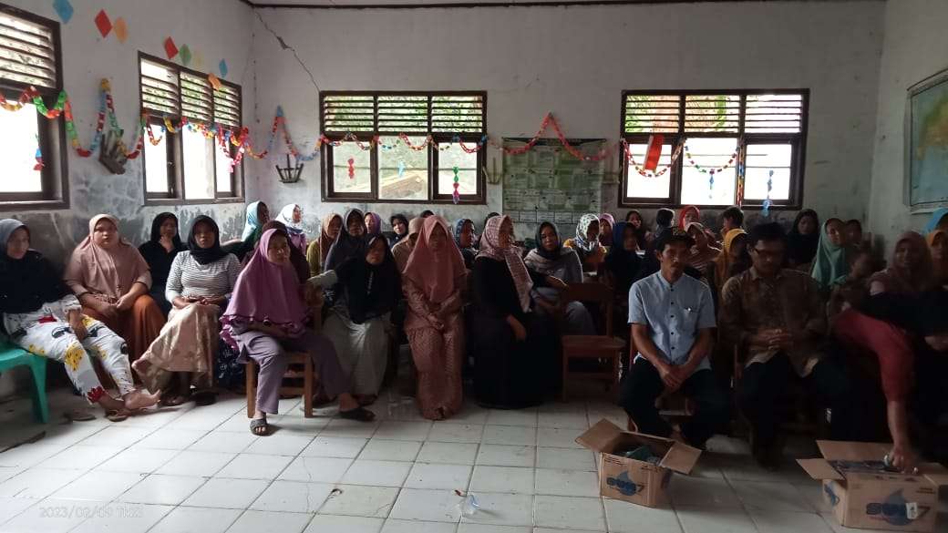 Ikut Andil Cegah Stunting, Polsek Menes Monitor Kegiatan Posyandu