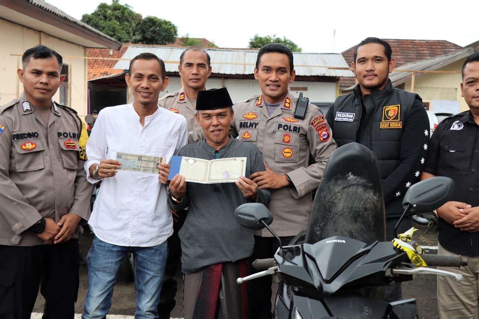 Polres Pandeglang Kembalikan Motor Curian pada Pemiliknya