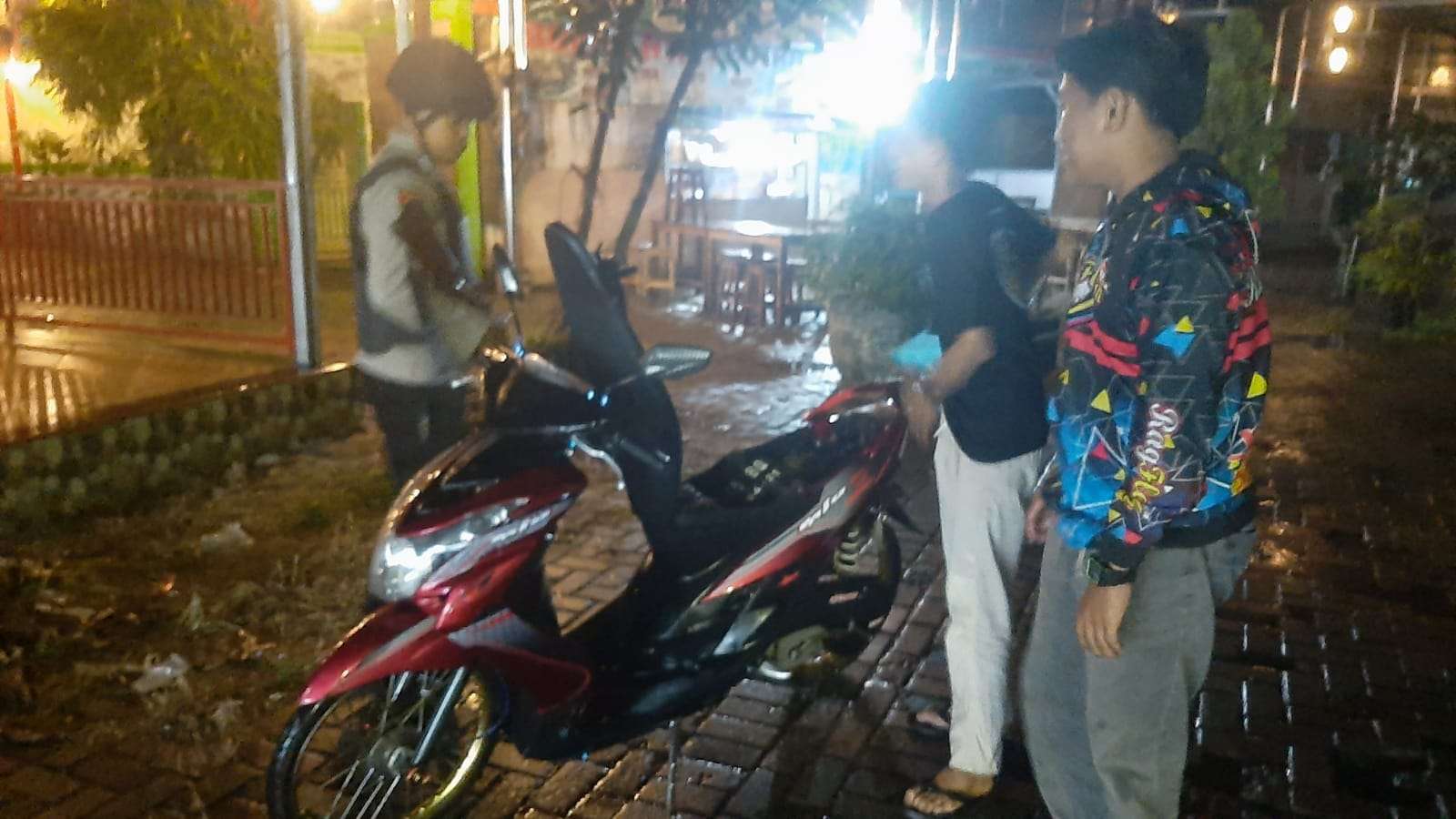 Antisipasi Kriminalitas Pada Akhir Pekan Seperti Balapan Liar dan Tawuran Antar Pemuda Polsek Petir Polres Serang