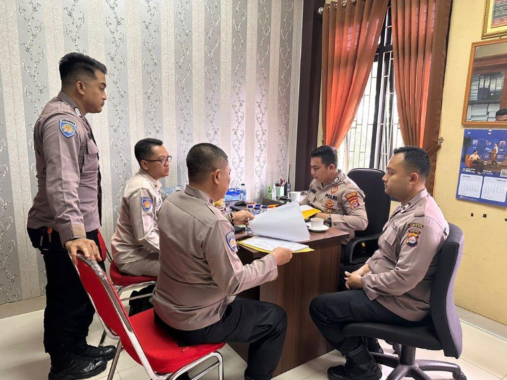 Bidkeu Polda Banten Laksanakan Kegiatan Coklit dan Cokhir Data Kontrak Satker Wilayah Polda Banten Tahun 2023