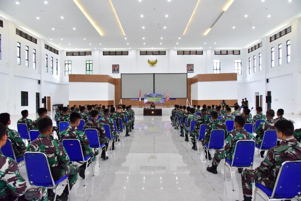 Lima Penekanan Pangkoarmada III Saat Pembukaan Latihan Peningkatan Kemampuan Sea Survival