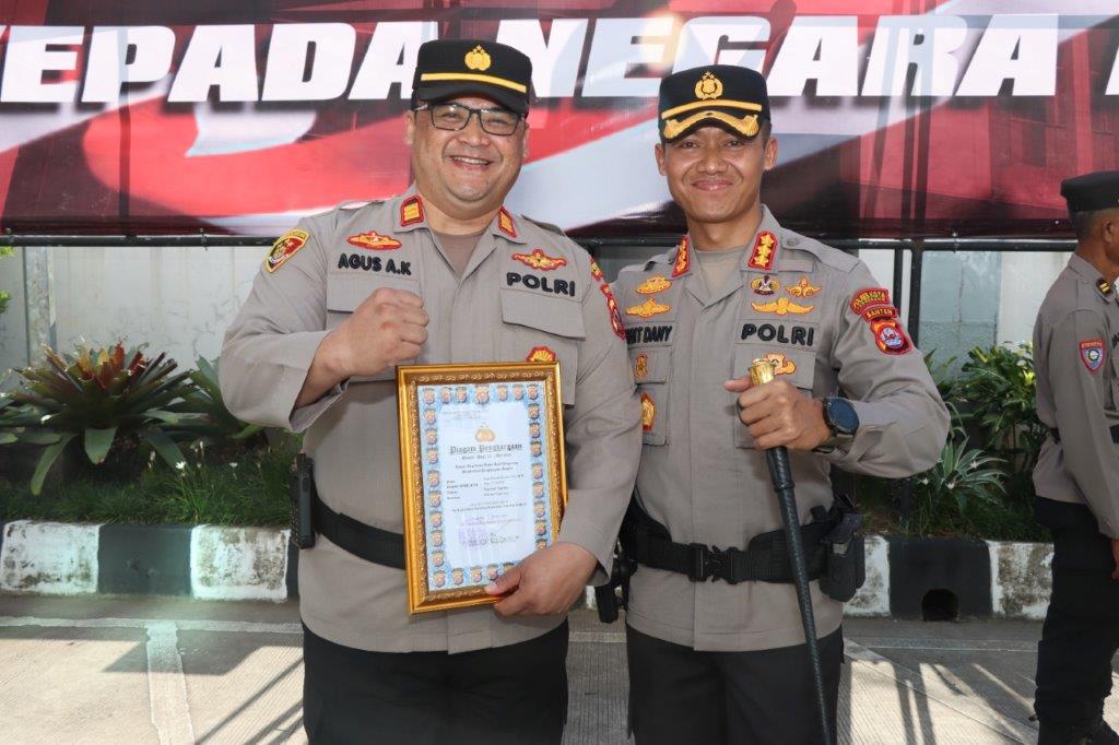 Kapolsek Tigaraksa Dapat Penghargaan Dari Kapolresta Tangerang