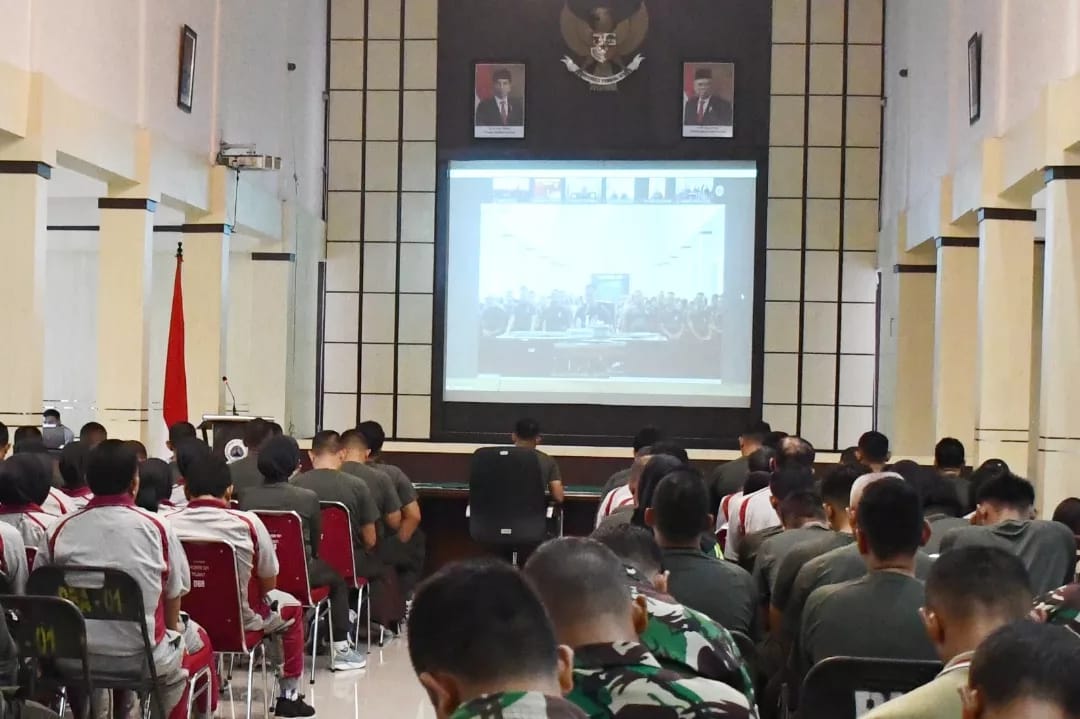 Penuh Haru, Warnai Momen Pamitan Danrem 081/DSJ Kolonel Inf Deni Rejeki