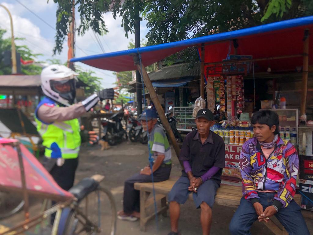 Kasat Lantas Polres Karawang Tekankan Pentingnya Berlaku Tertib di Jalan Raya
