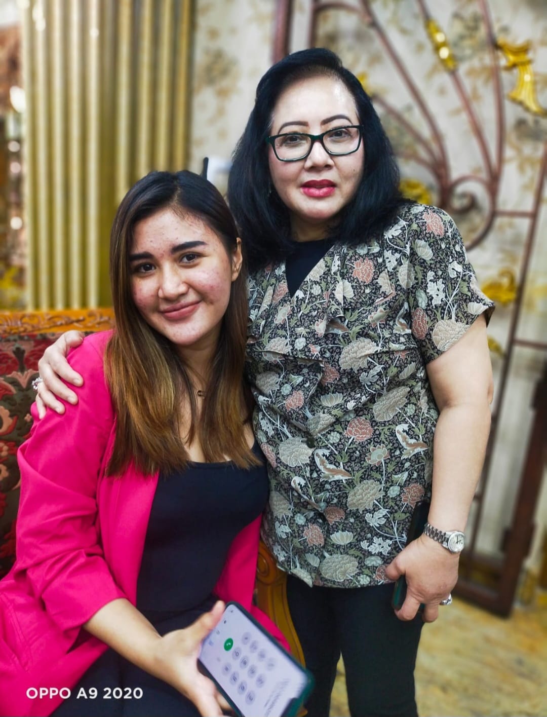 Joe Richard dan Irma Darmawangsa Lakukan Perawatan dan Operasi di Klinik Bedah Plastik Queen Sunter