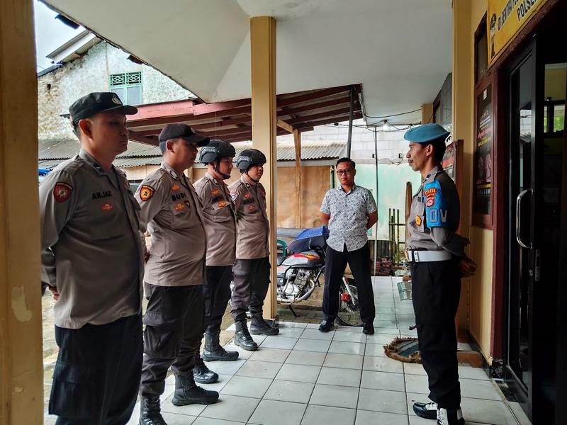 Apel Pagi dan Cek Anggota Polsek Petir Polres Serang