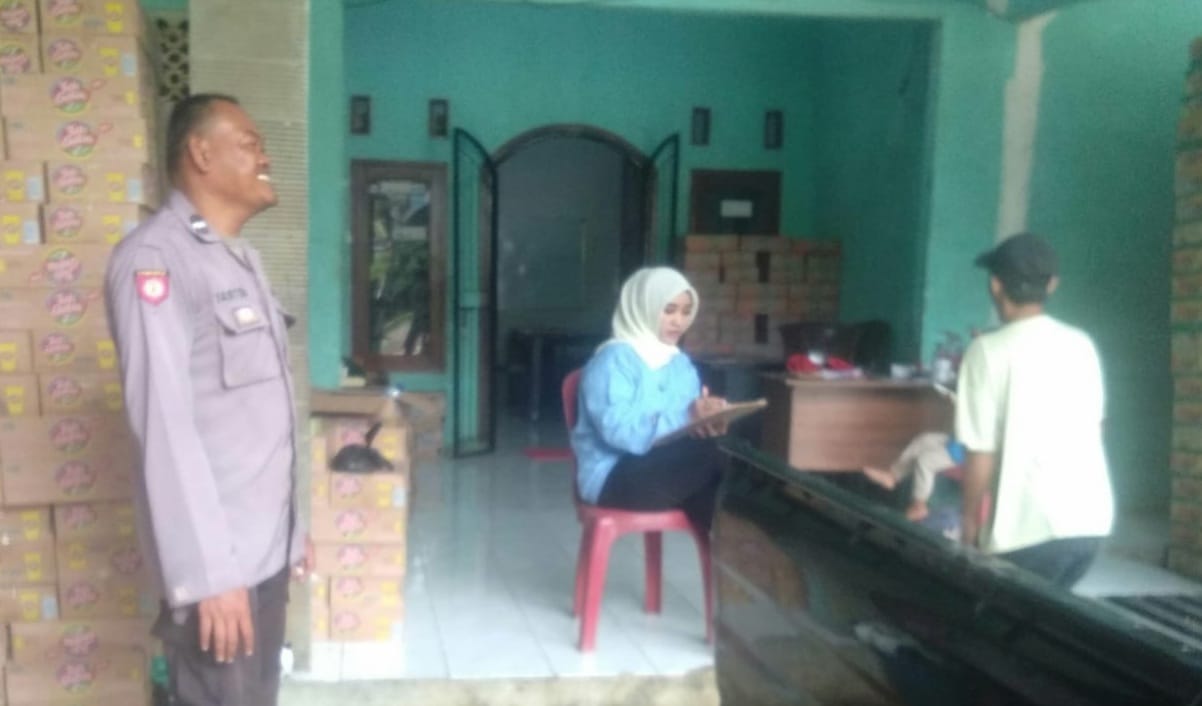 Demi Menjaga Kamtibmas, Polsek Menes Jalin komunikasi dengan Sambangi Warga