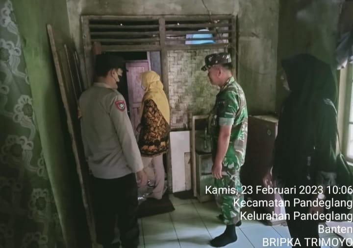 Kepedulian Terhadap Warganya Bhabinkamtibmas dan Babinsa Dampingi Nakes Sambang Ke Rumah ODGJ