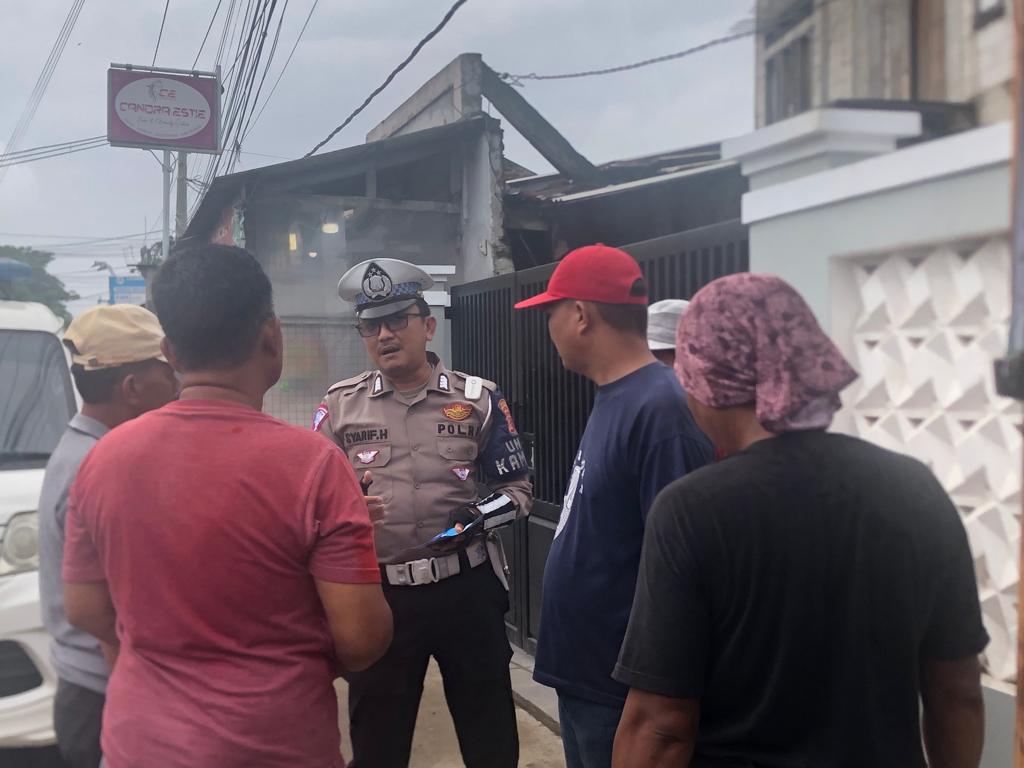 Kegiatan Polantas Polres Karawang Cakep di Kelurahan Nagasari, Karawang