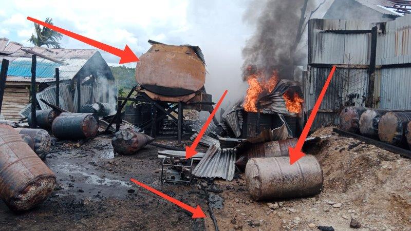 Viral,di Media Sosial Terbakarnya Gudang Ilegal BBM Subsidi Diduga Milik Oknum Terbakar