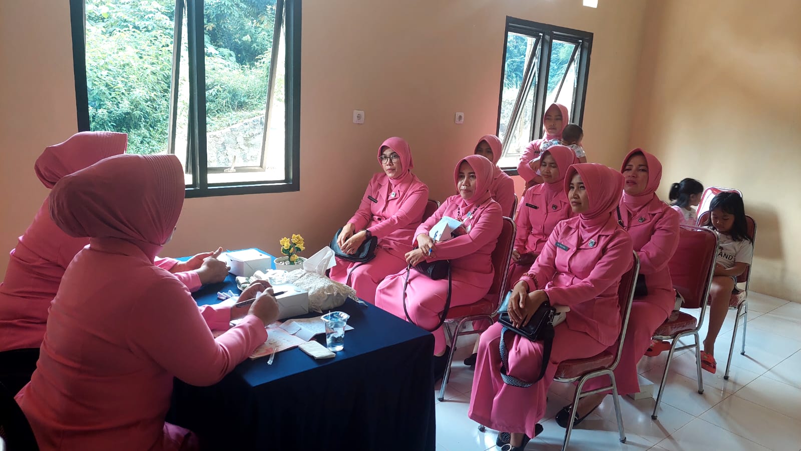Pererat Tali Silaturahmi Dengan Pertemuan Rutin Bhayangkari Ranting Petir Polsek Petir Polres Serang