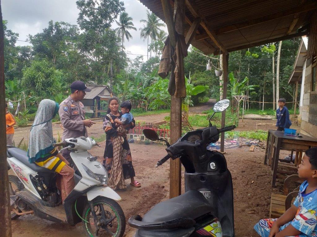 Apa Yang Dilakukan Kanit Binmas Polsek Cimanggu Sambangi Ibu ibu