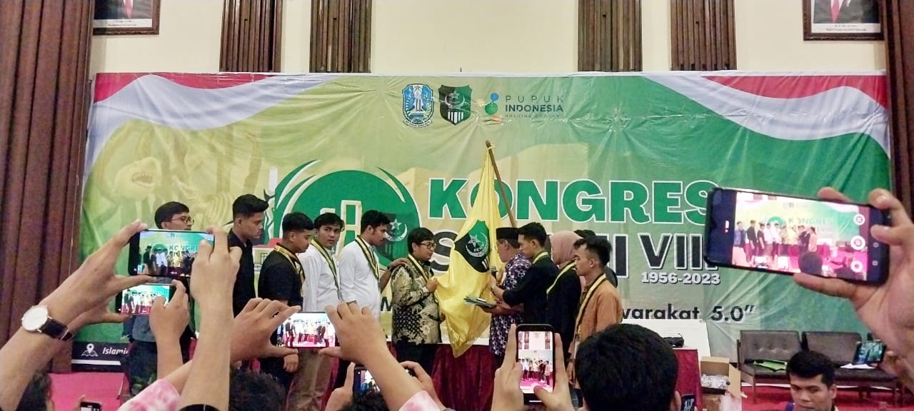 Bintang Wahyu Menang Aklamasi Kongres SEMMI VIII