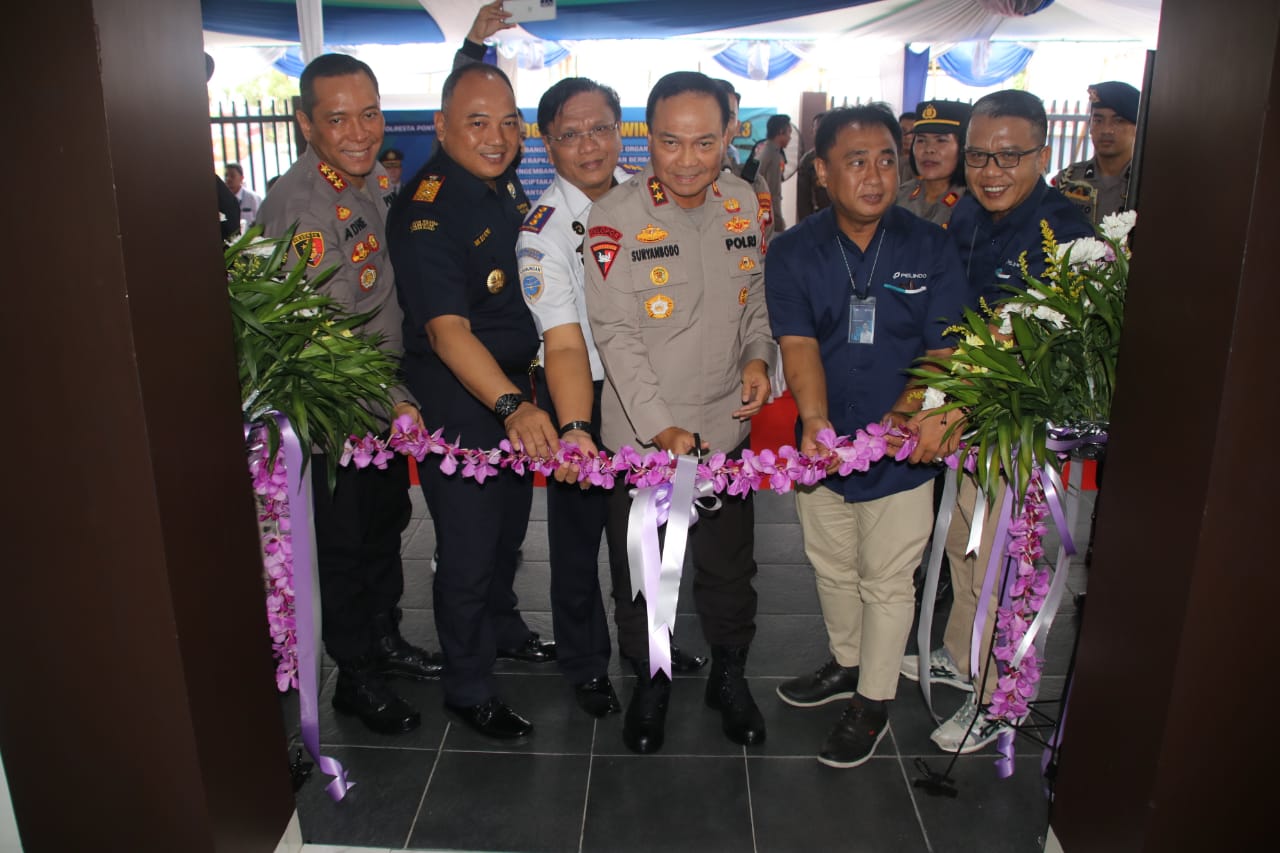 Resmikan Gedung Polsek Pelabuhan Dwikora, Kapolda Kalbar Harap Tidak Ada Lagi Penyelundupan Narkotika Lewat Perairan
