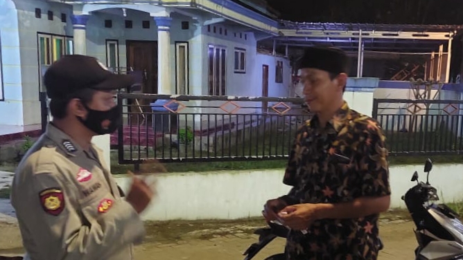 Pastikan Wilayah Polsek Patia Aman, Personil Laksanakan Patroli Malam