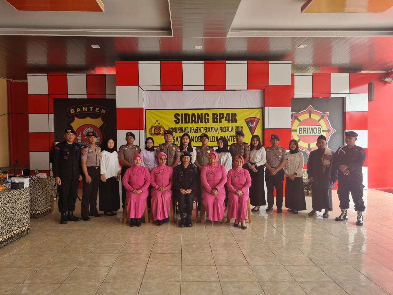 Personel Satbrimob Polda Banten Laksanakan Sidang Pra Nikah BP4R