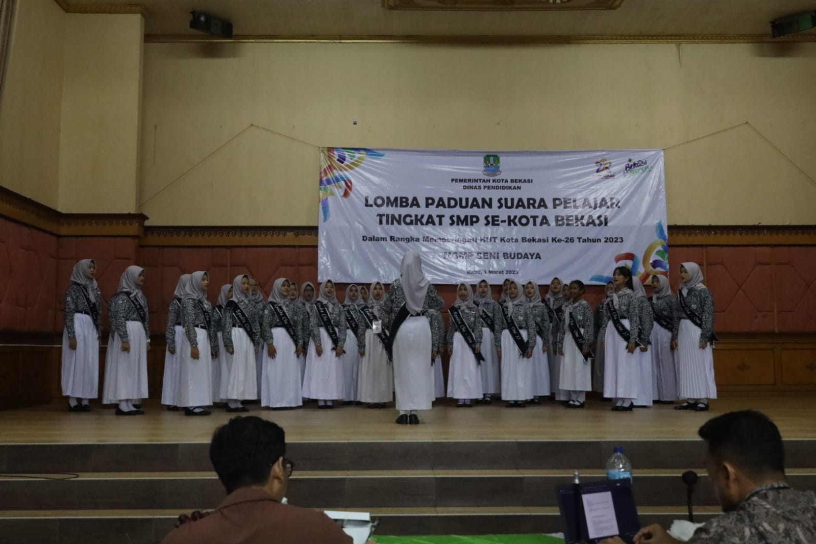 Sambut HUT Kota Bekasi Ke-26, Disdik Kota Bekasi Gelar Lomba Paduan Suara Tingkat SMP Se-Kota Bekasi