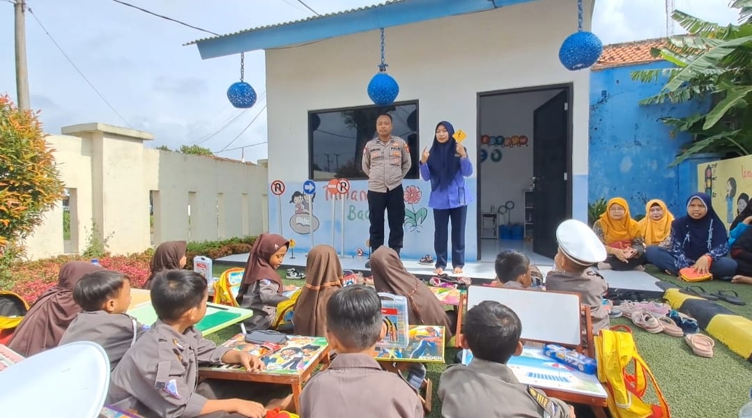 Serunya Anak TK Belajar Mengenal Polisi, di Polsek Telagasari
