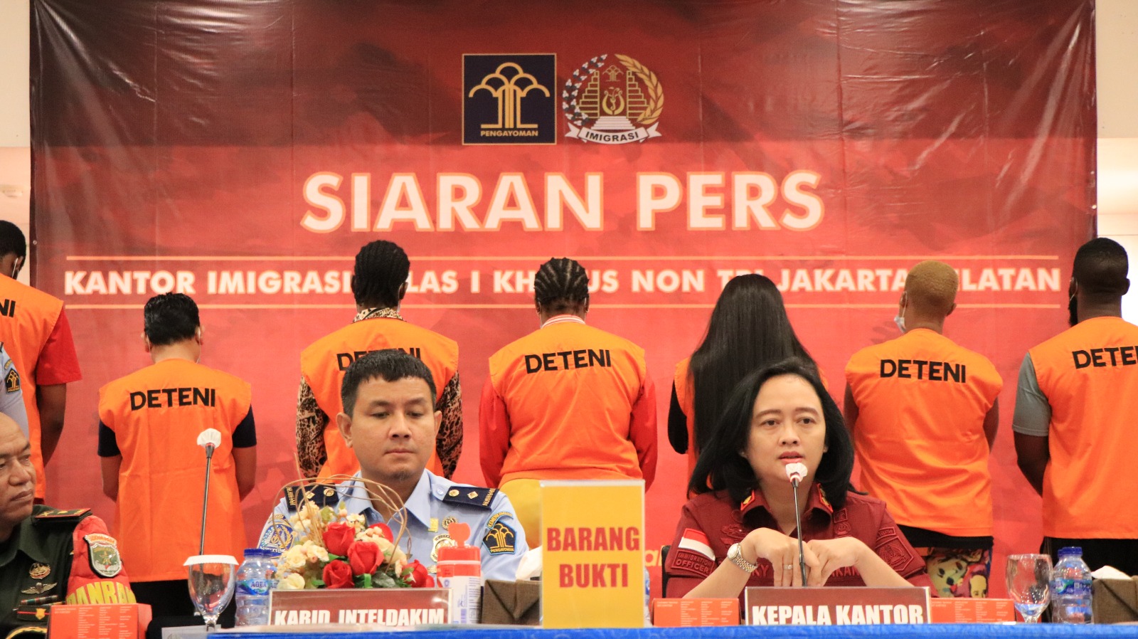 IMIGRASI JAKARTA SELATAN TINDAK 8 WARGA NEGARA ASING YANG LANGGAR PERATURAN