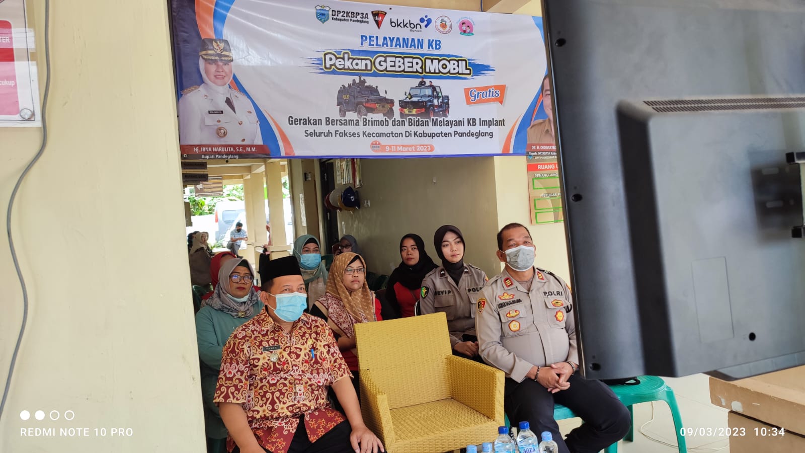 Kapolsek Pandeglang dan Camat Mahasari Bersama Tenaga Kesehatan Kec Majasari Mengikuti Vicon Pekan Geber Mobil 