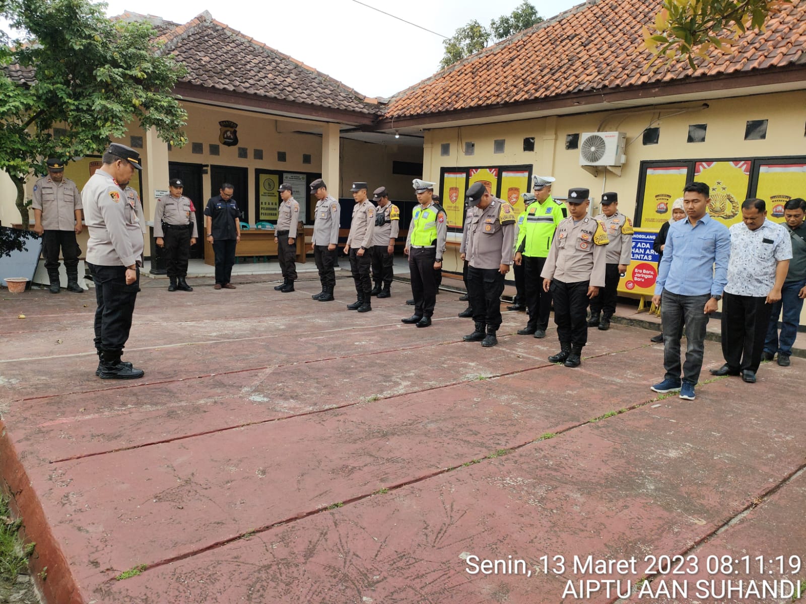 Kapolsek Pandeglang Pimpin Rutinitas Apel Pagi dan Kesiapan Anggota