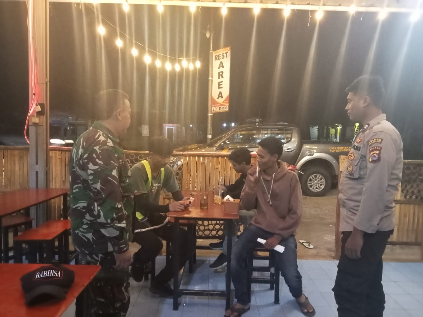 Di Jam Rawan Anggota Polsek Pagelaran Rutin Lakukan Patroli