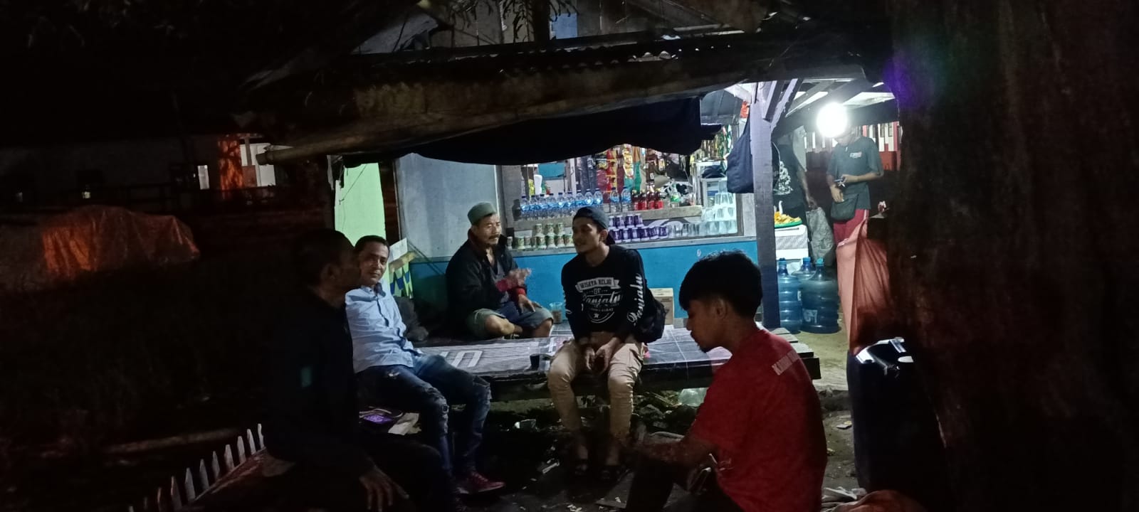 Anggota Polsek Pagelaran Rutin Lakukan Patroli Di Jam Rawan