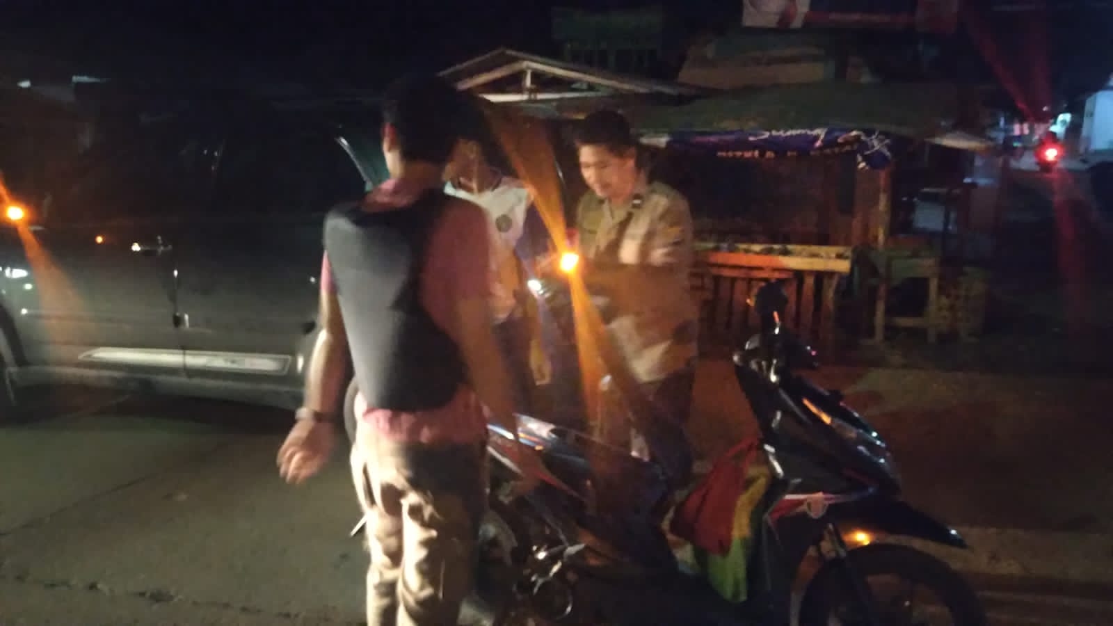 Demi Menjaga Kamtibmas Anggota Polsek Pagelaran Rutin Lakukan Patroli Di Jam Rawan
