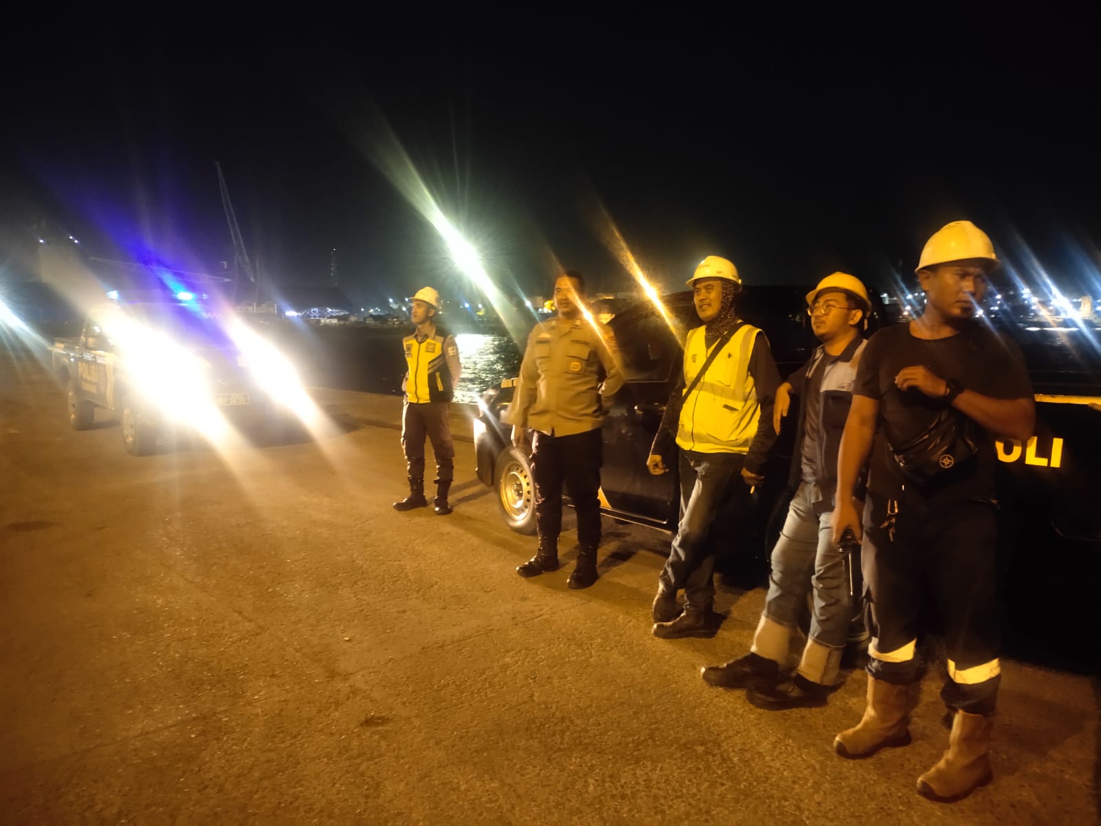 Pastikan Keamanan Polsek Kskp Banten Polres Cilegon Laksanakan Patroli Jalur Kawasan Pelabuhan