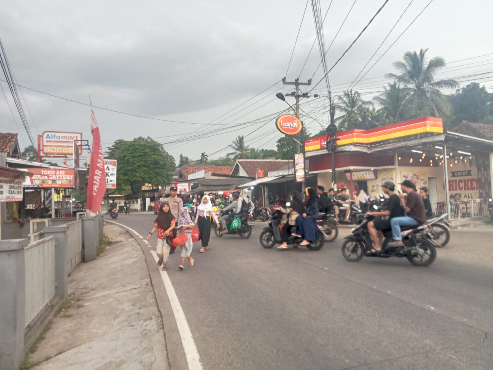 Untuk Menciptakan Rasa Nyaman Bagi Pengendara dan Wujud Nyata Kehadiran Polsek Petir Polres Serang