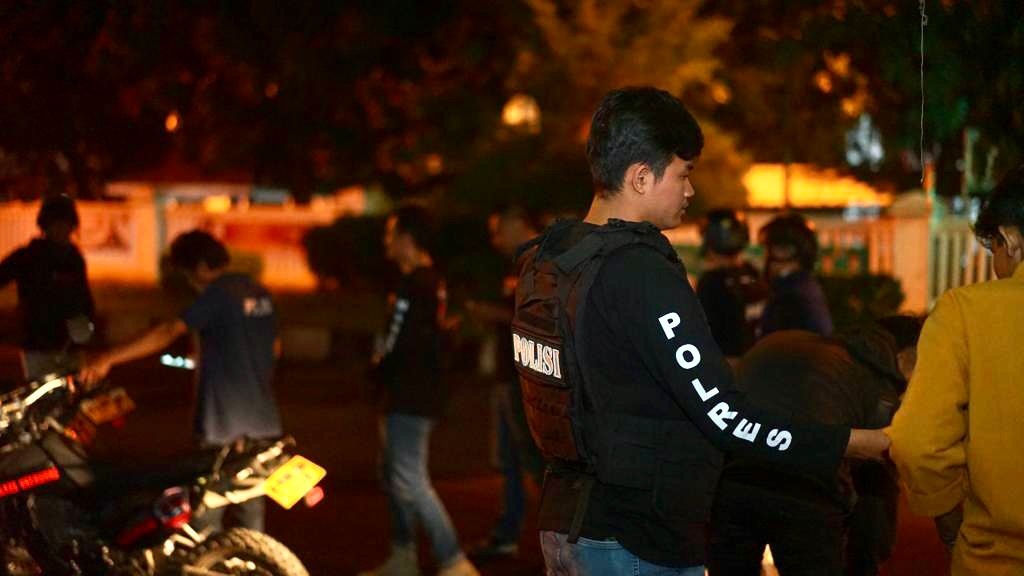 THM Dan Kost – Kosatan Yang Membandel, Tim Sanggabuana Polres Karawang Di Malam Bulan Suci Ramadhan