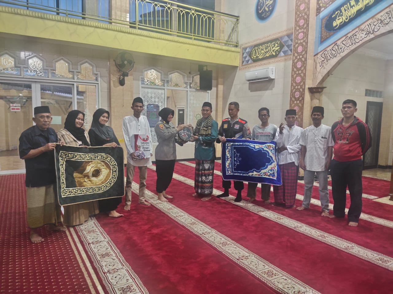 Ramadhan Barokah, Polres Karawang Laksanakan Bukber Dan Tarawih Keliling 