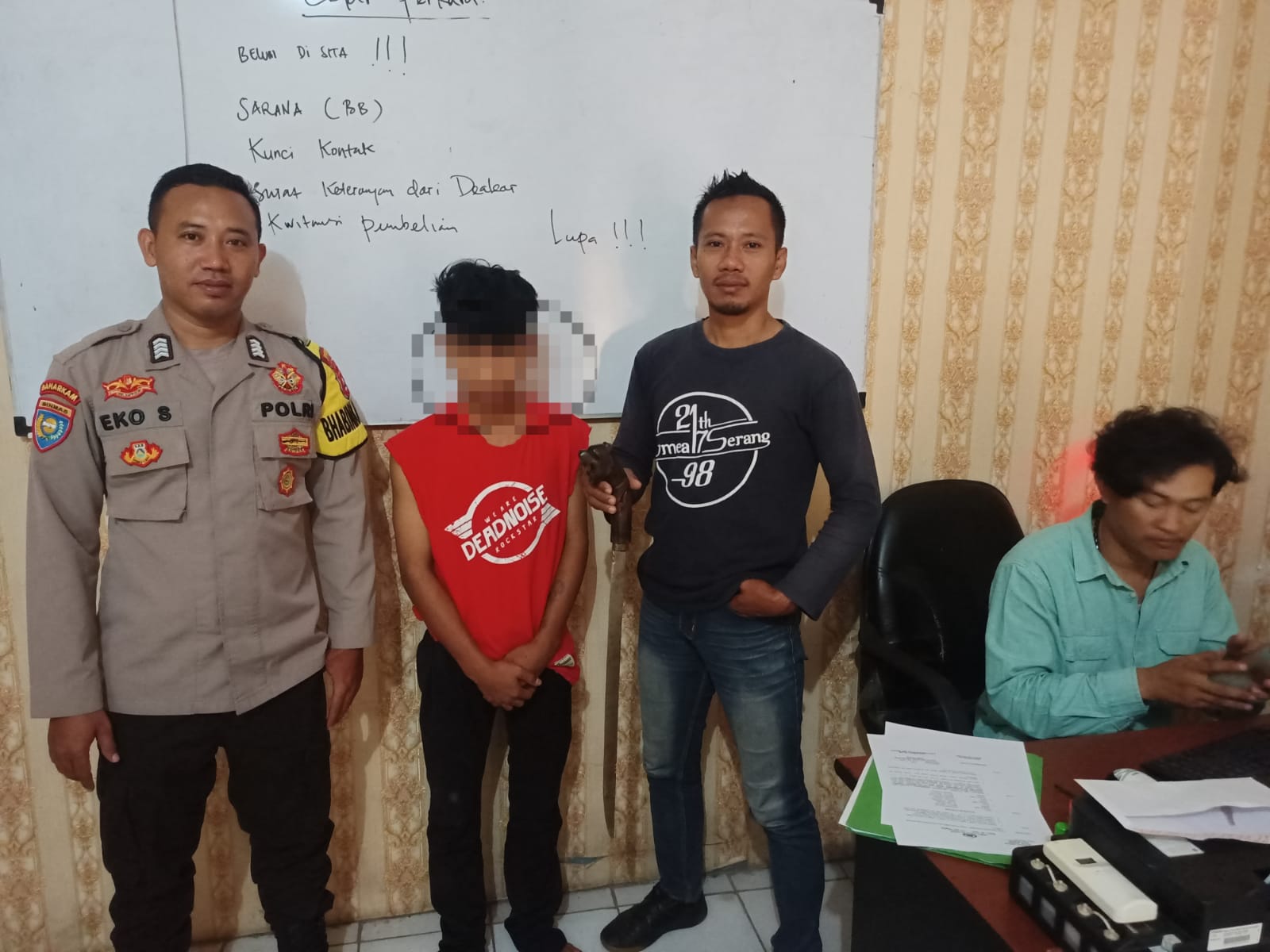 Remaja Membawa Golok Diamankan Oleh Anggota Polsek Petir Polres Serang Pada Saat Patroli Dialogis KRYD