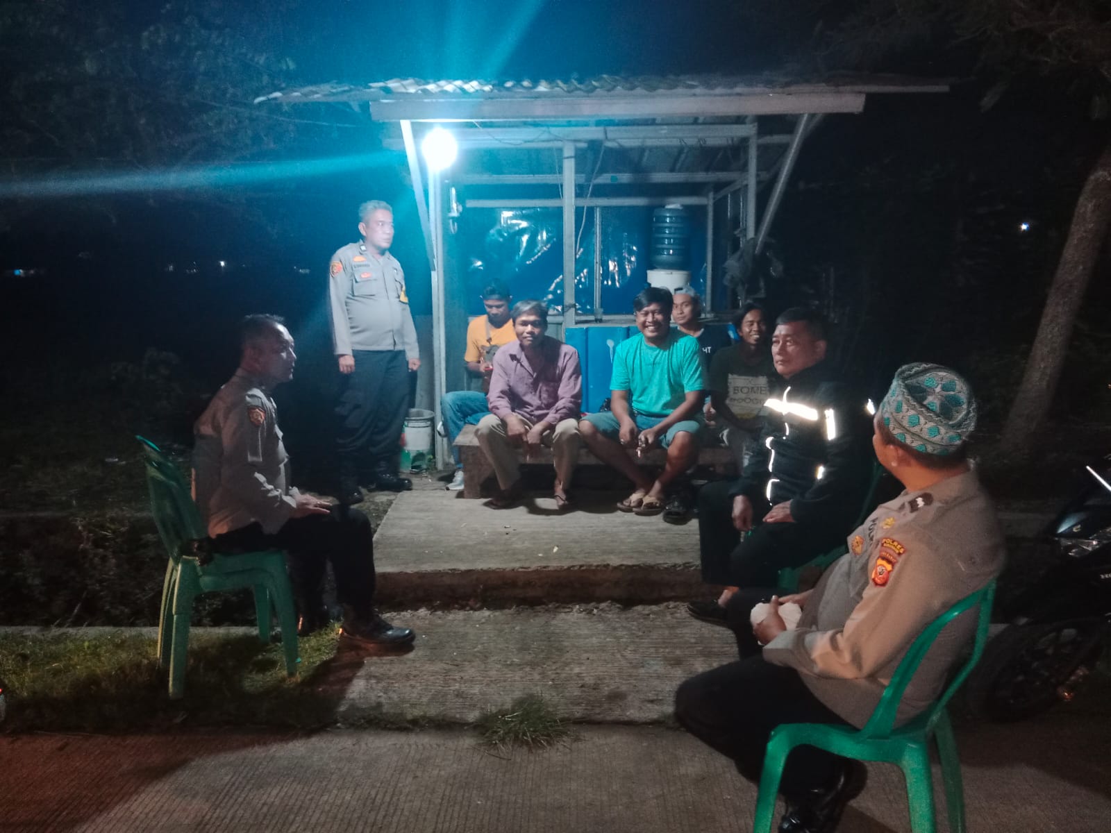 Personil Gabungan Piket Fungsi Polsek Purwasari Laksanakan Patroli PREKAT
