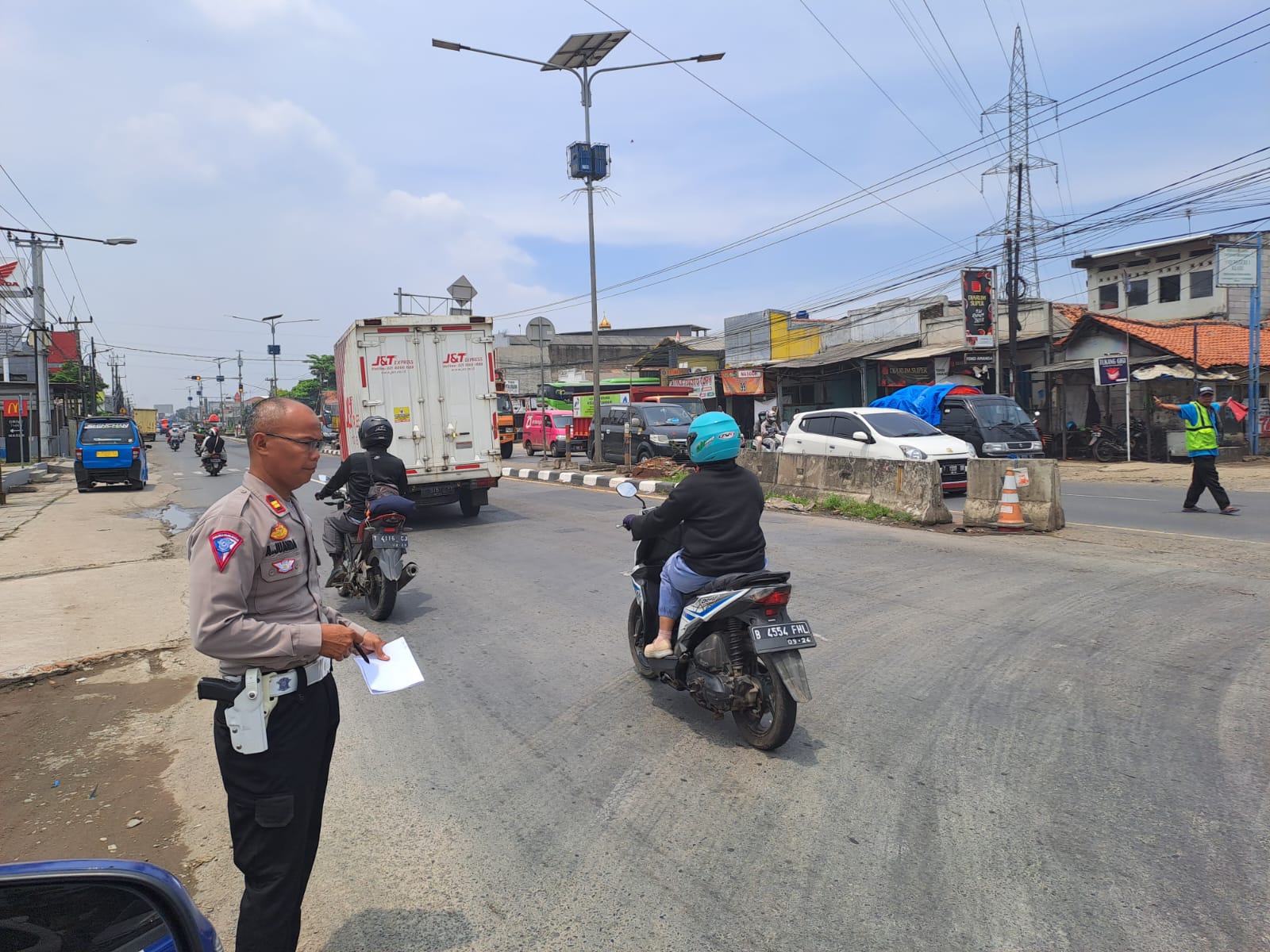 Hadapi Arus Mudik, Kasat Lantas Polres Karawang Persiapkan Sarpras dan U turn