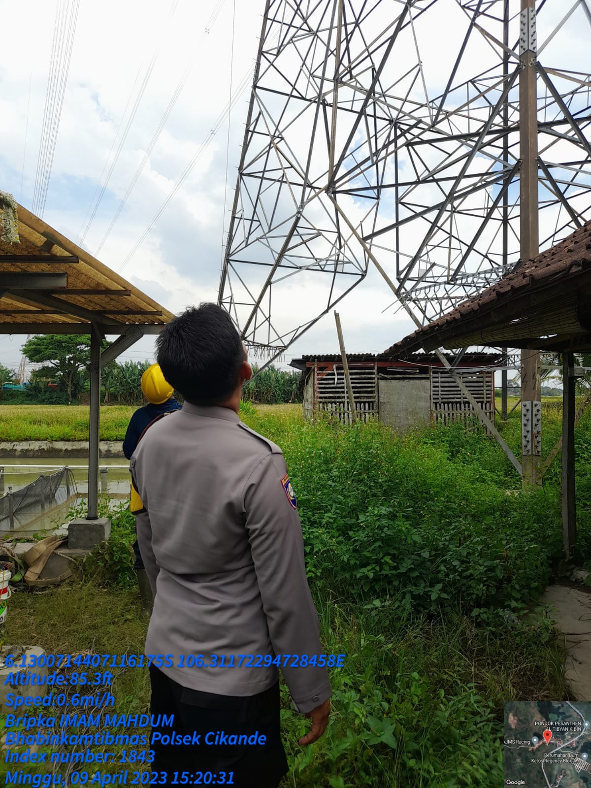 Polsek Cikande Cek TKP Pekerja Tersengat Tegangan Listrik Tower SUTT