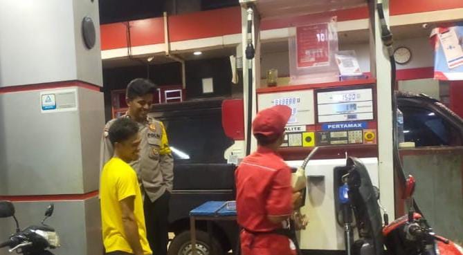 Polsek Saketi Laksanakan Patroli Malam Untuk Menciptakan Situasi Yang Kondusif