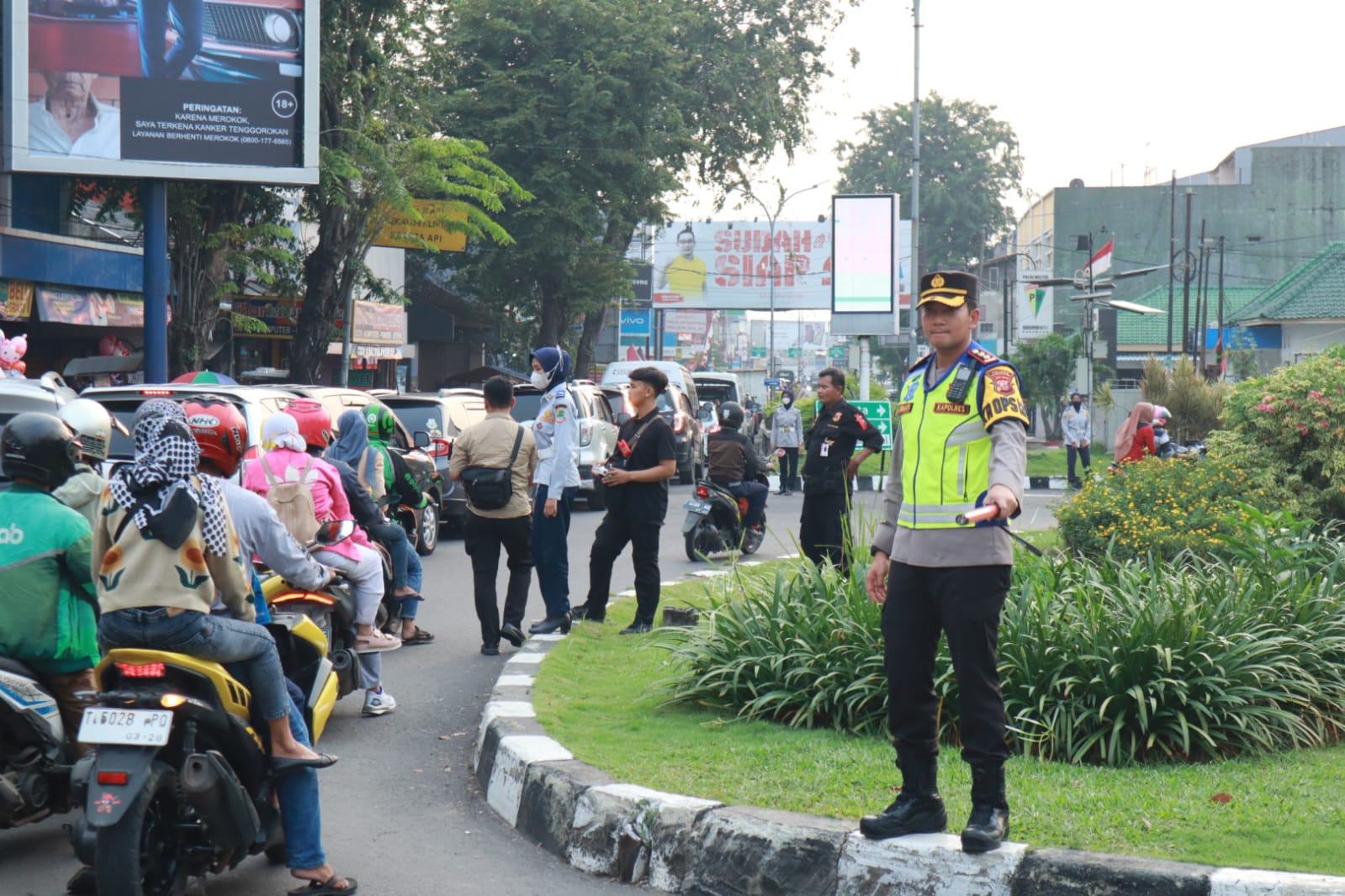 Arus Padat, Kapolres Terjun Laksanakan Gatur Lalin