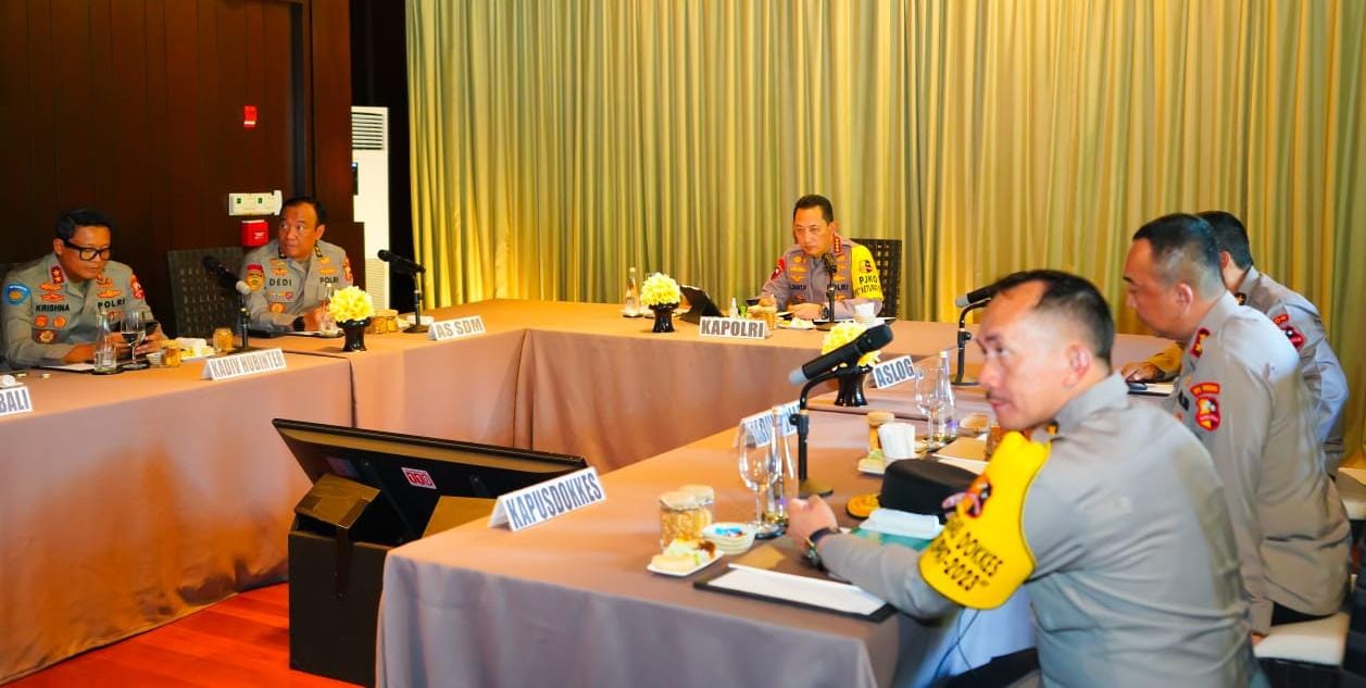 Kapolri ke Jajaran saat Arus Balik: Sosialisasikan Rekayasa Lalin Secara Cepat