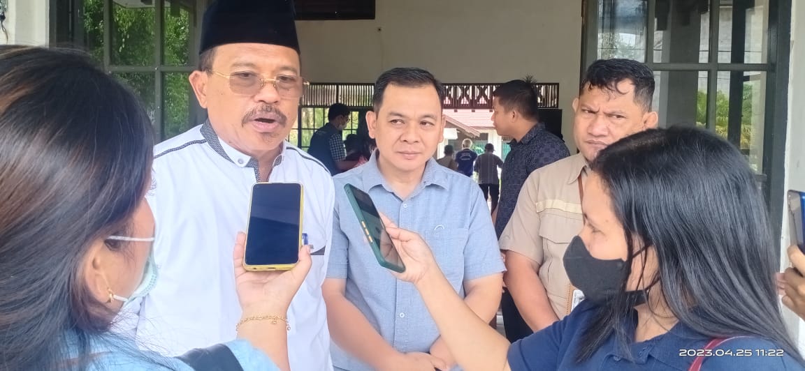Sekda Prov. Kalteng H. Nuryakin, M,.Si Bersilahturahmi ke Panti Sosial Trena Werdha (PSTW) Sinta Rangkang