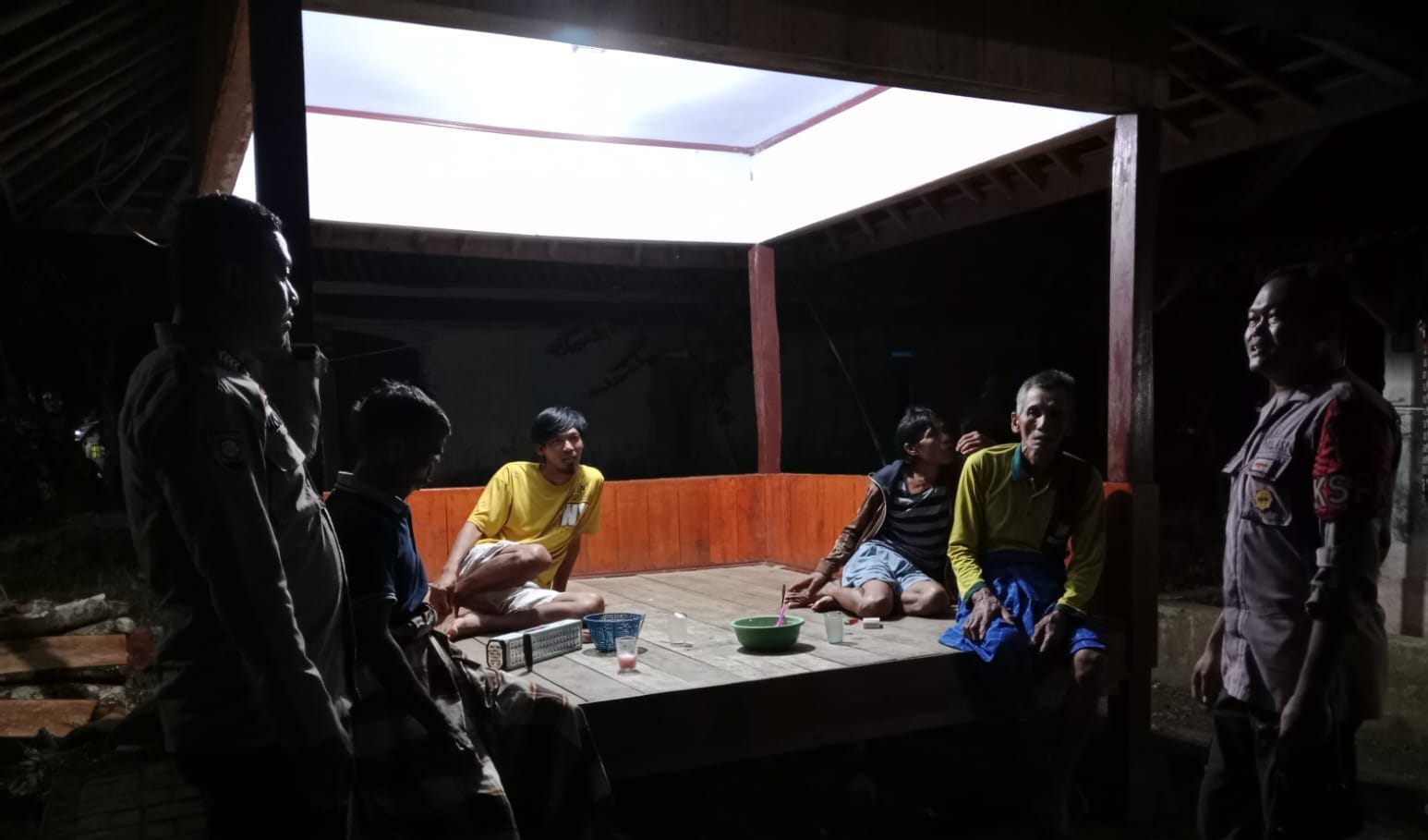 Polsek Menes Kontrol Pos Ronda, Situasi Dimasyarakat Aman dan Nyaman