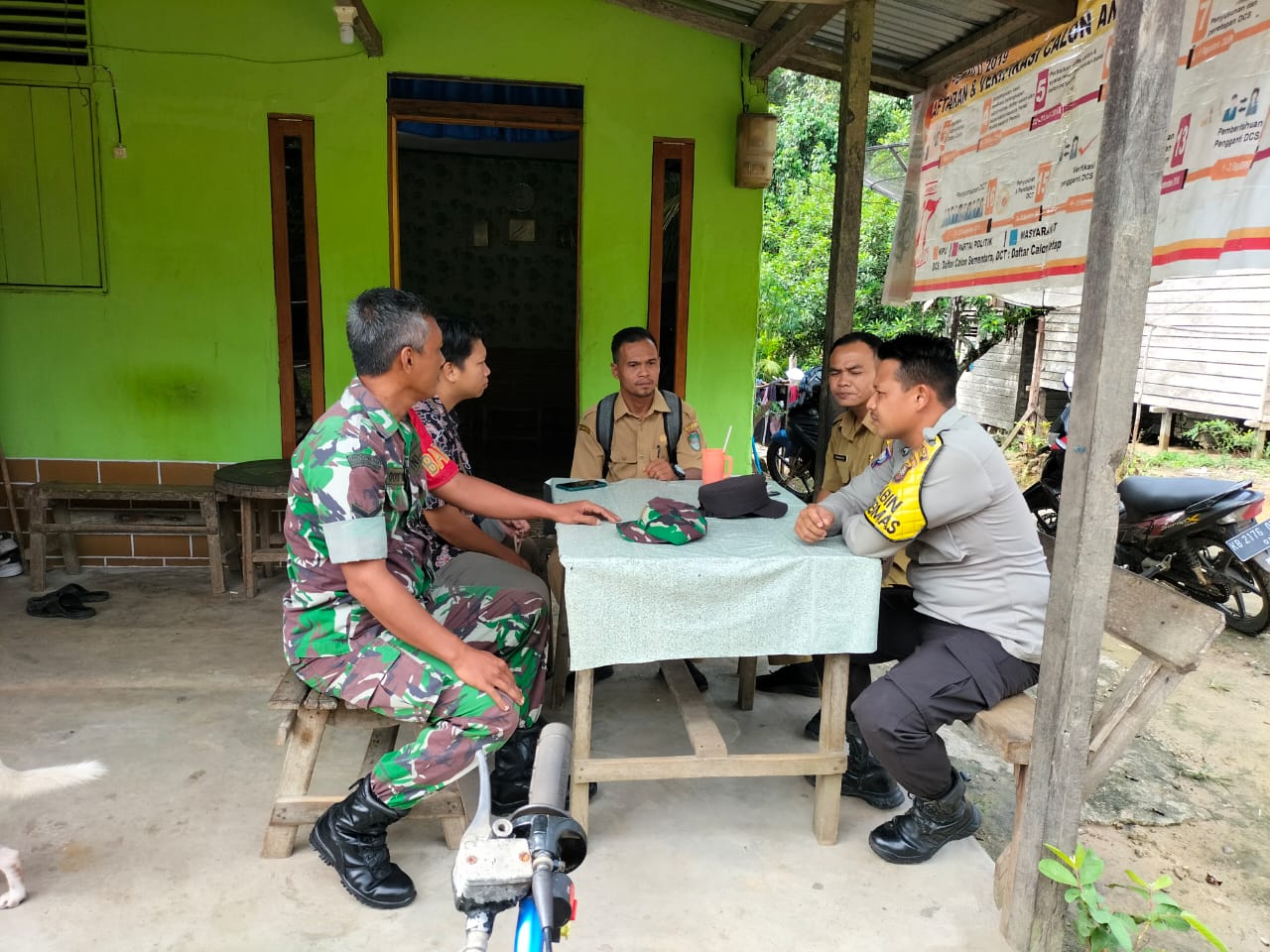 Bukti Sinergitas TNI Polri Sambangi Perangkat Desa