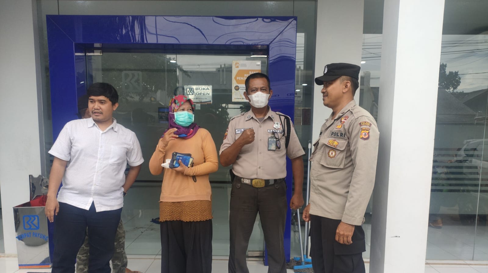 Kapolsek Majalaya Polres Karawang Mengecek langsung situasi Kamtibmas perbankan