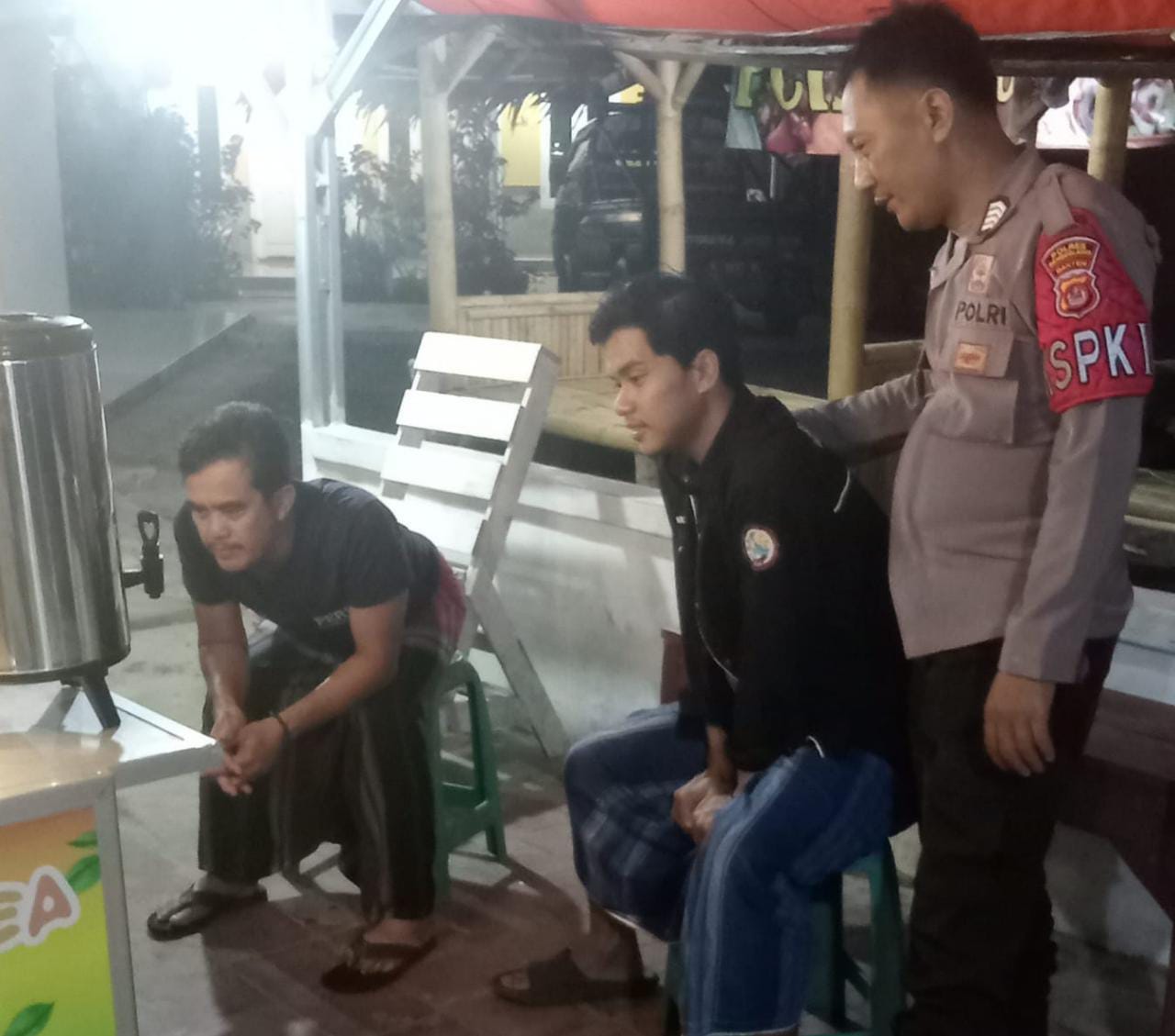 Anggota Polsek Saketi selalu Lakukan Patroli Rutin Malam Hari Antisipasi Gangguan Keamanan