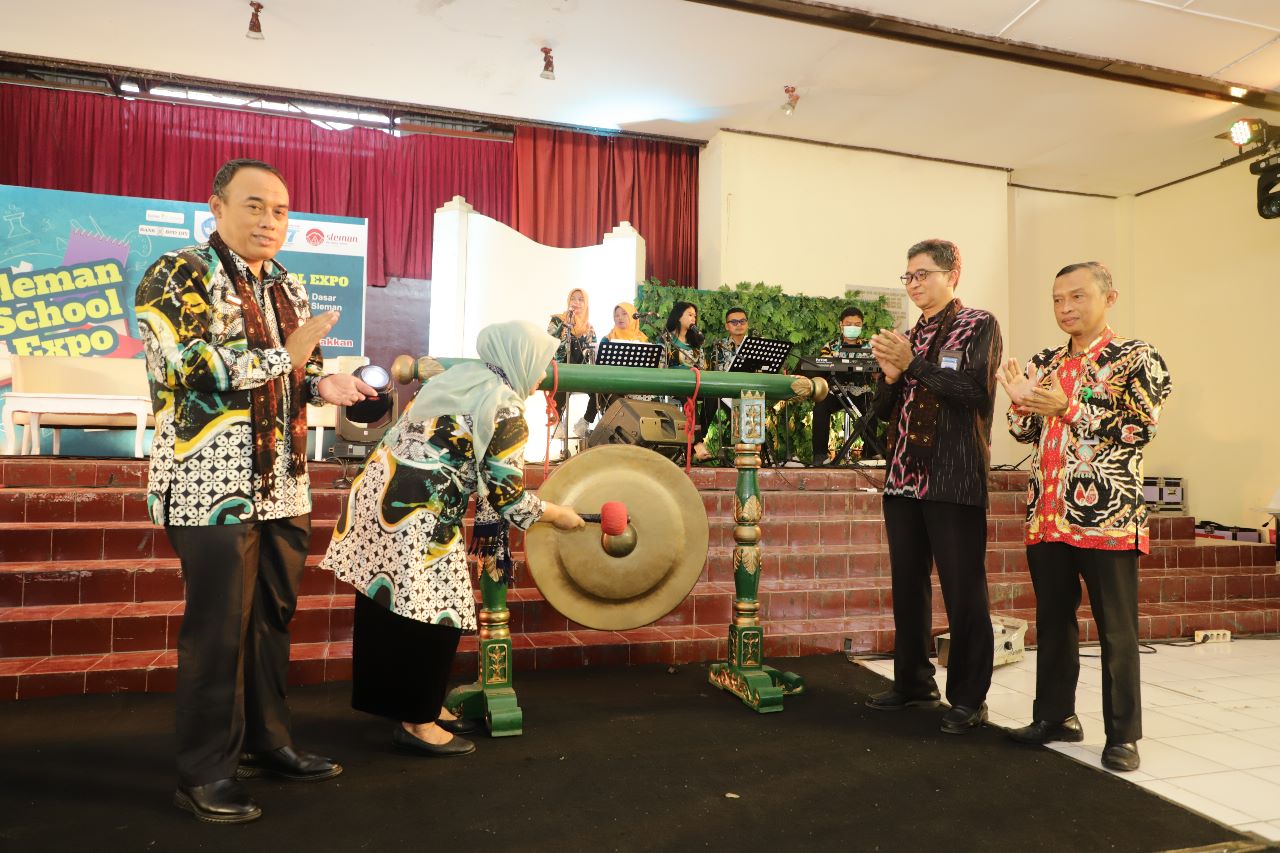 Dukung Implementasi Kurikulum Merdeka Belajar, Bupati Buka Sleman School Expo 2023.