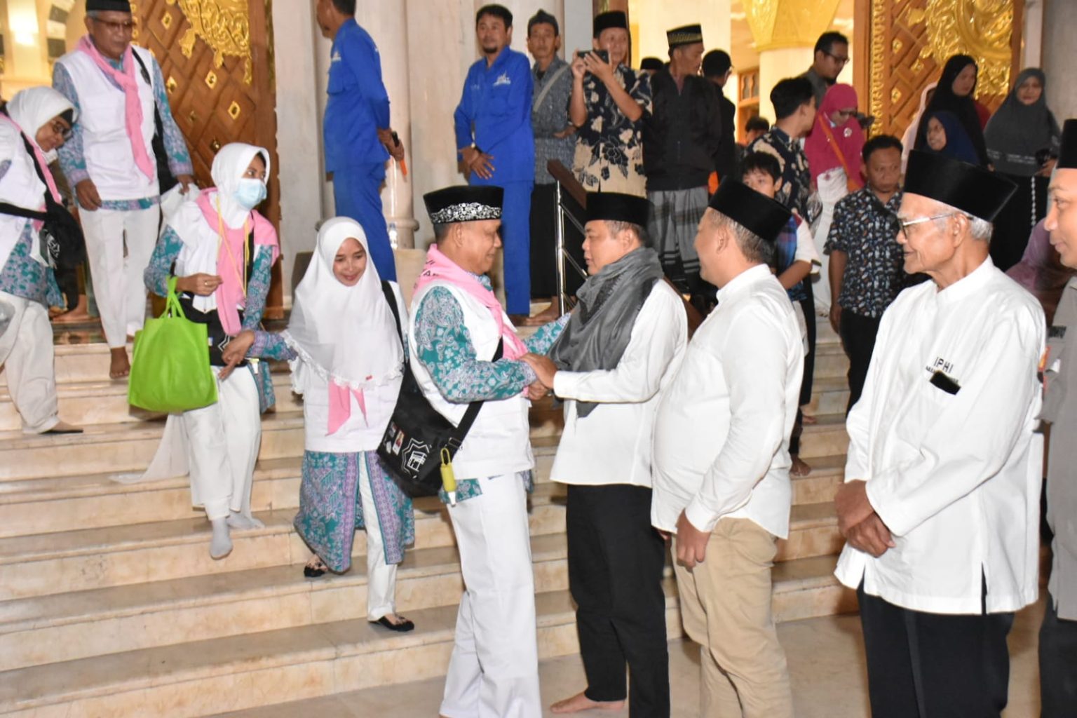 PEMBERANGKATAN JAMA’AH CALON HAJI KABUPATEN KARANGANYAR TAHUN 2023