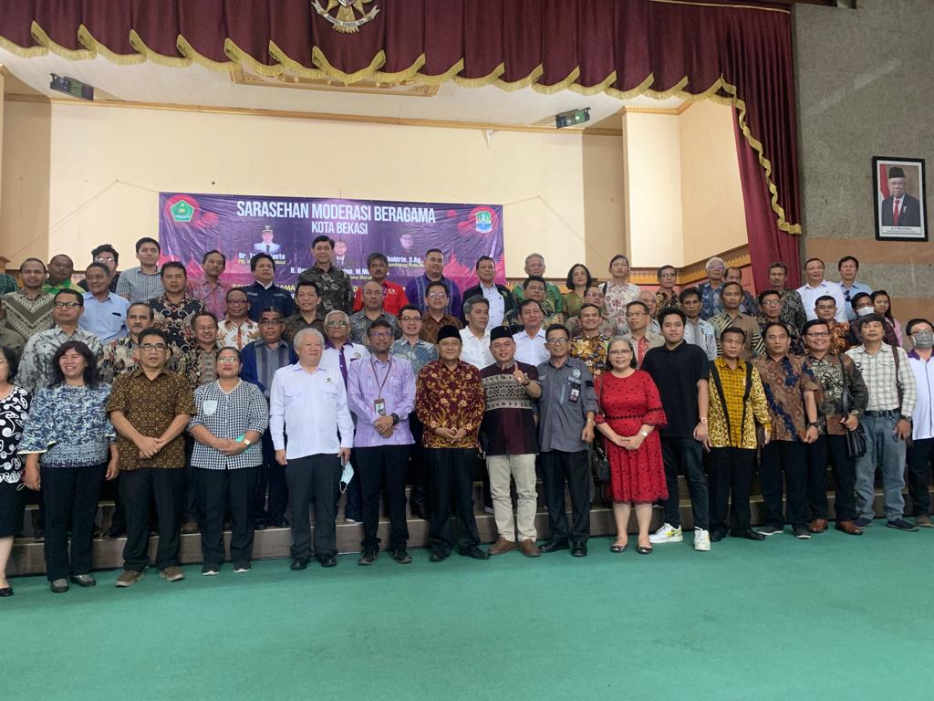 Sarasehan Moderasi Beragama Kota Bekasi, di Hadiri Ratusan Rohaniawan dan Tokoh lintas Agama Kota Bekasi